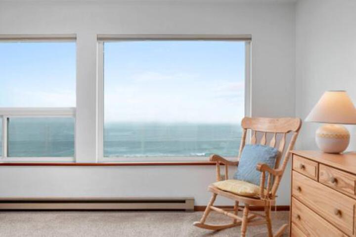 Seaview at Winema Beach