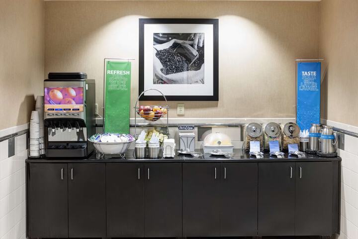 Breakfast/Coffee Service 44 of 47
