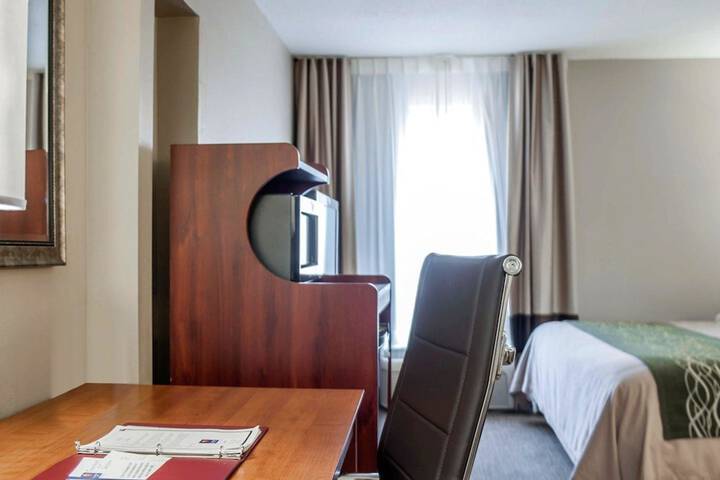 Quality Inn & Suites near St. Louis and I-255