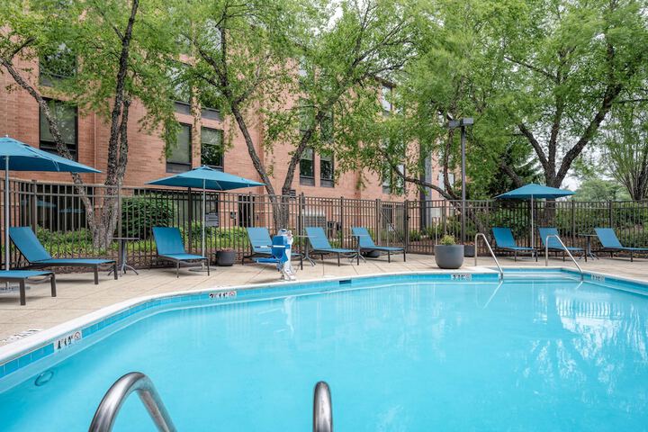 Pool 12 of 68