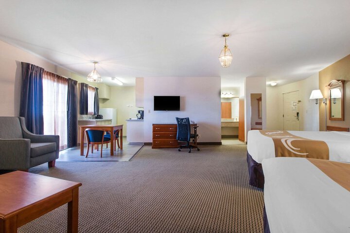 Room 41 of 49