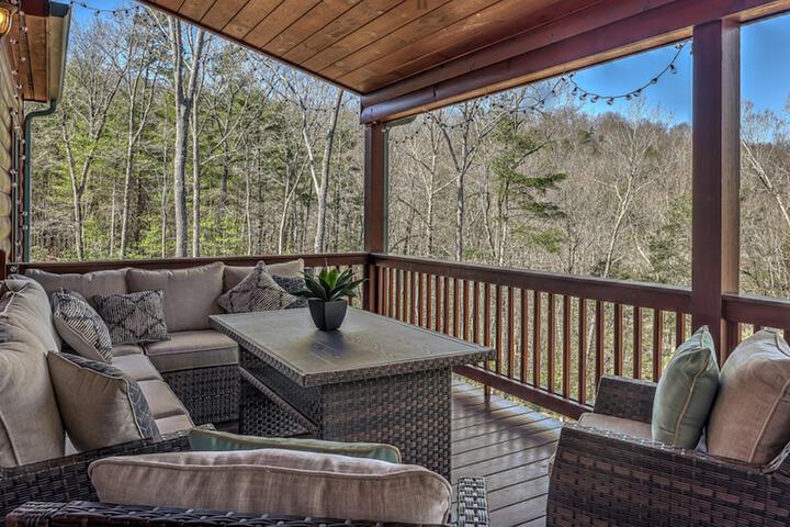 32 Acre Memory Maker by Escape to Blue Ridge