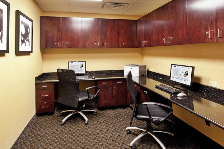Hampton Inn & Suites Millington