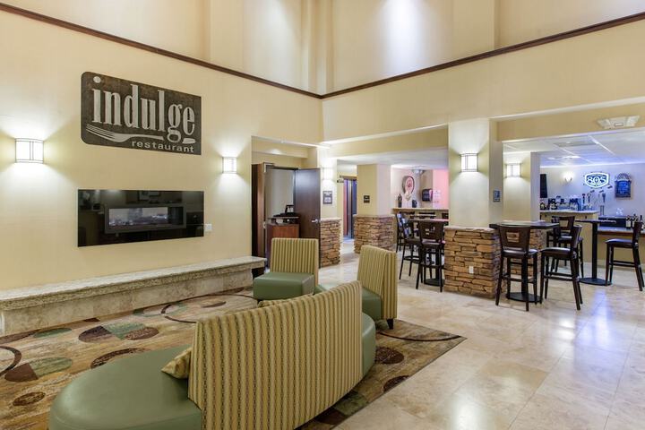 The Oaks Hotel Paso Robles