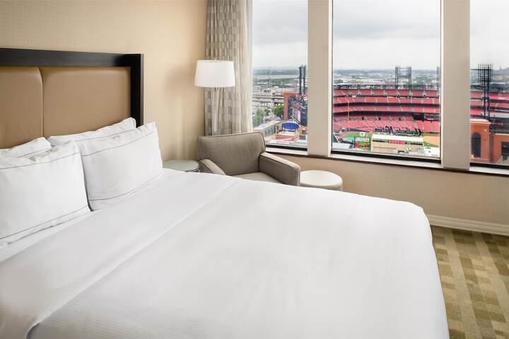 Hilton St. Louis at the Ballpark