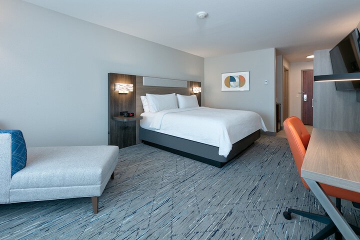 Room 25 of 41
