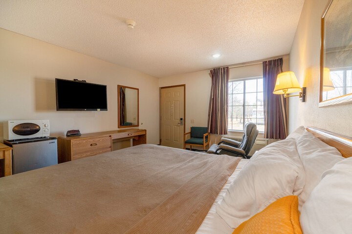 Room 44 of 69