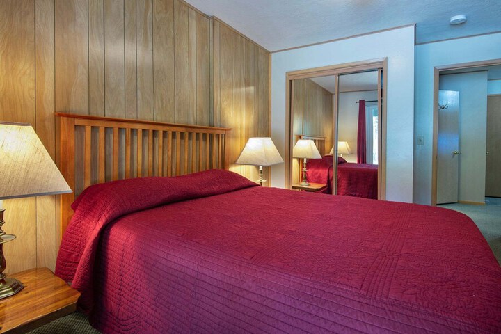 River Lodge