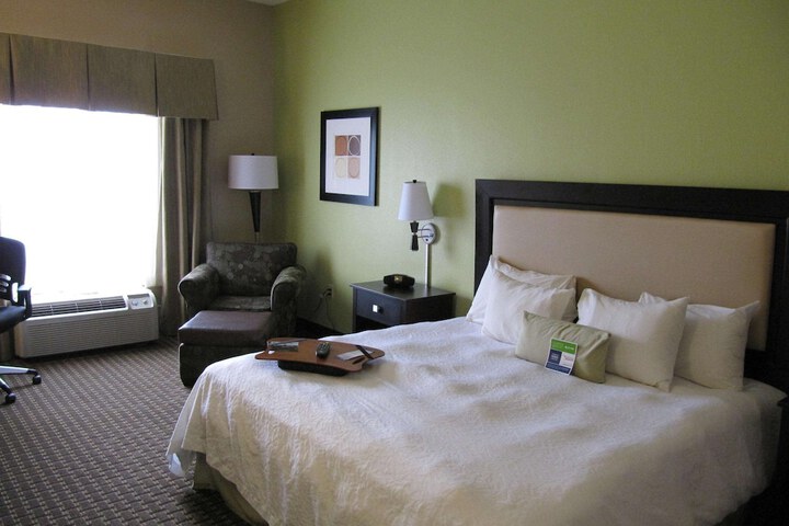 Room 16 of 37