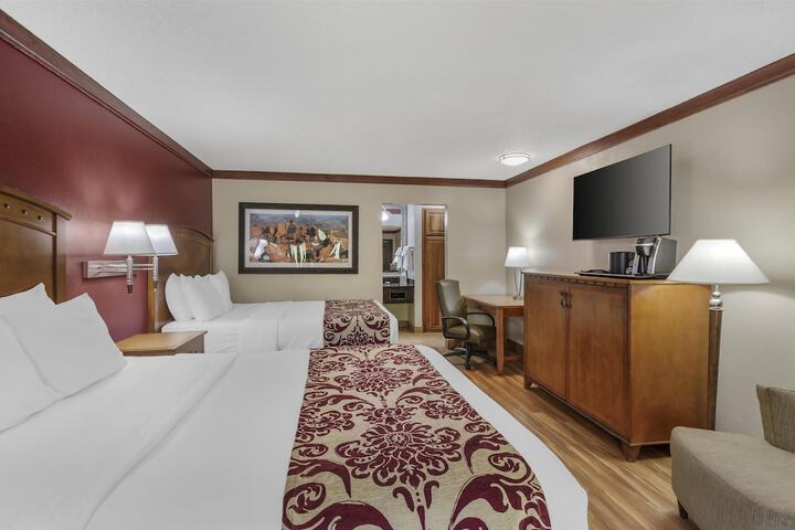 Best Western Plus Greenwell Inn