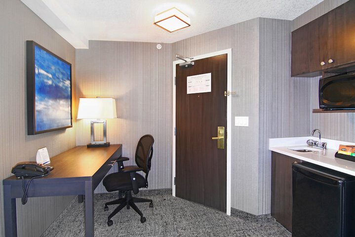Room 36 of 48