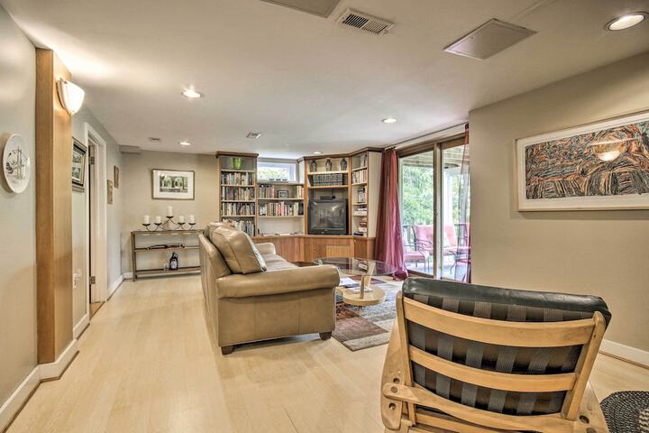 Harpers Ferry Apartment w / Private Pool & Hot Tub!