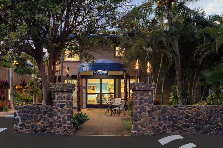 Days Inn by Wyndham Maui Oceanfront