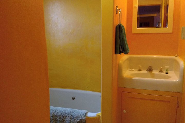 Room 199 of 286