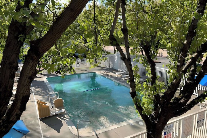 Pool 8 of 19