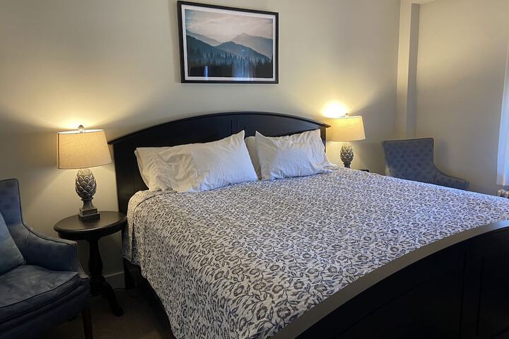 Room 82 of 104