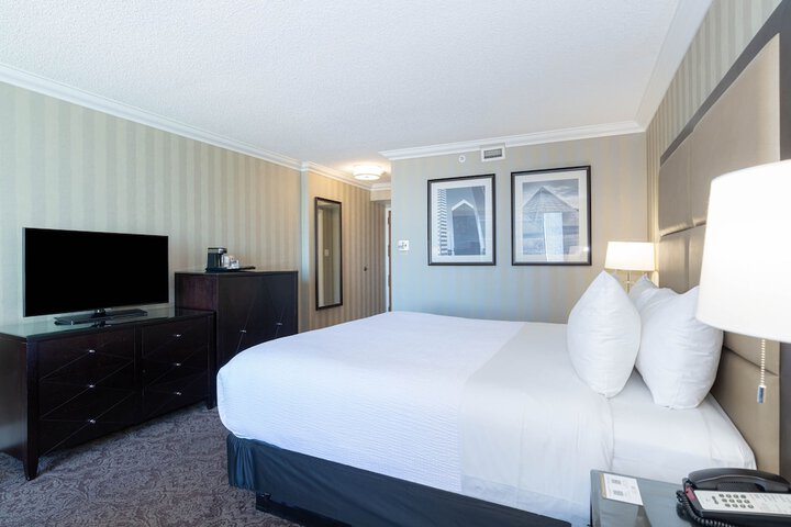 Sandman Signature Edmonton Downtown Hotel