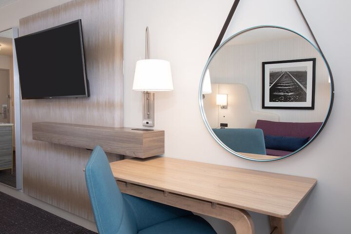 Room 73 of 112