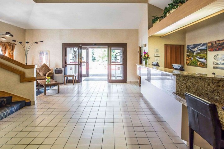 Hotel Interior 6 of 30