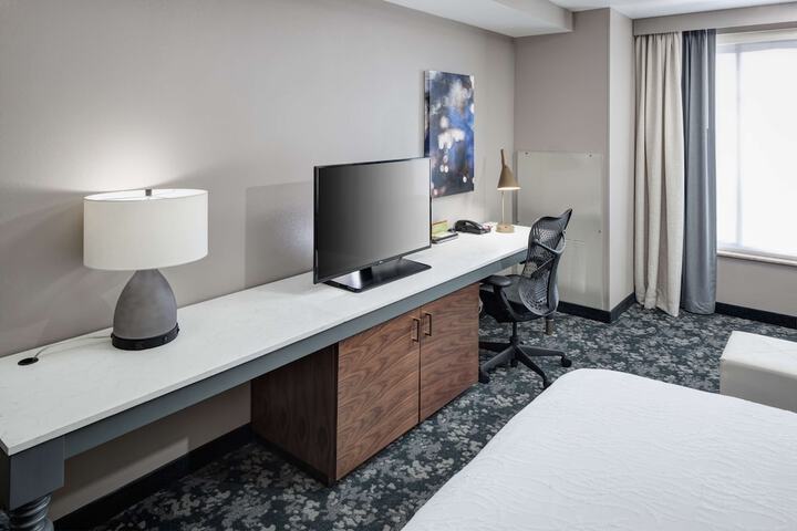 Room 42 of 82