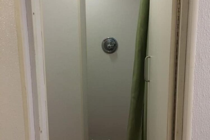 Room 14 of 19