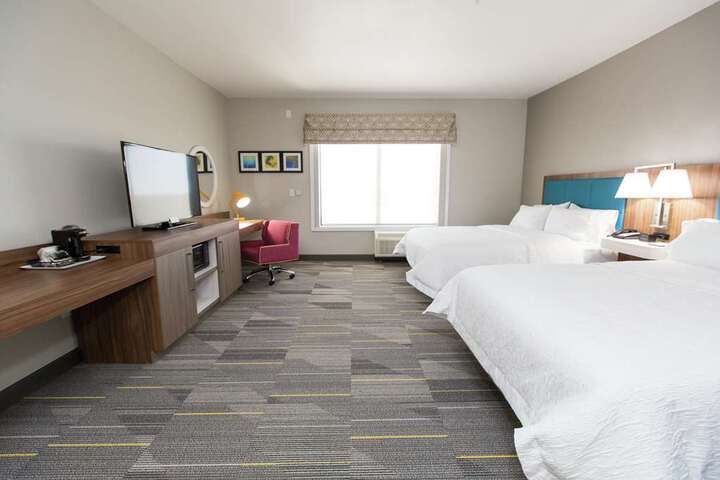 Room 107 of 200