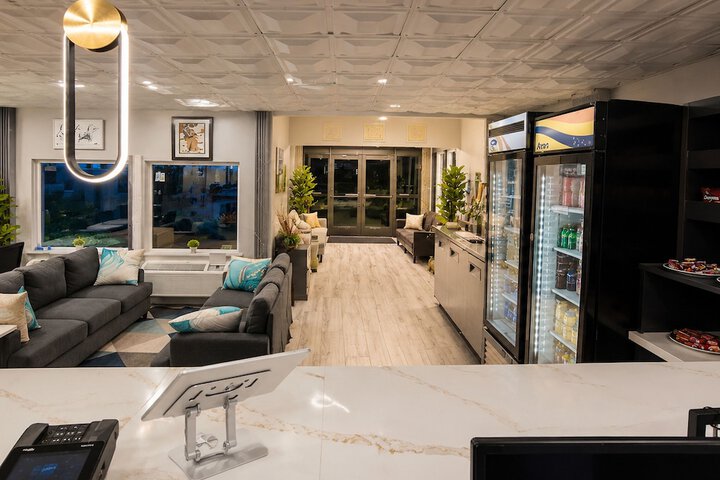 Lx Hotel SureStay Collection by Best Western