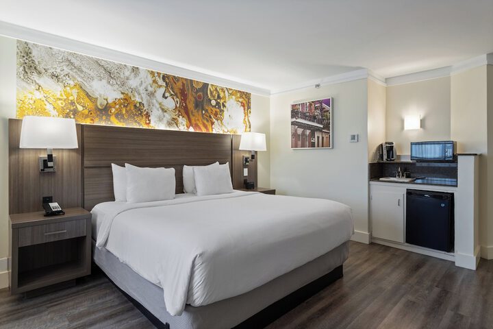 Crowne Plaza Executive Center Baton Rouge by IHG