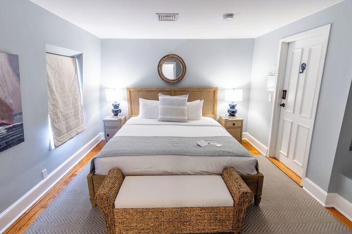 Room 47 of 70