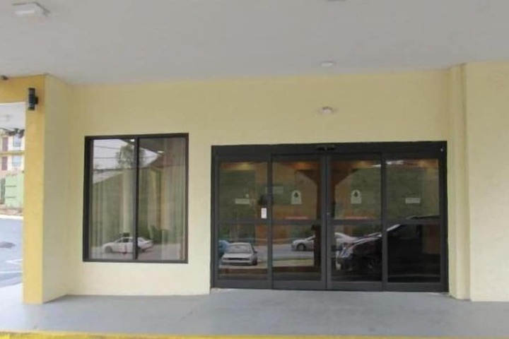Hotel 2 of 17