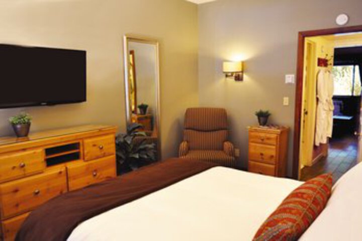 Room 80 of 84