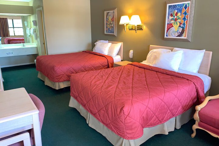 Room 26 of 46