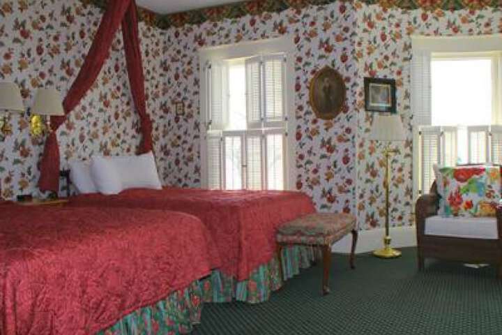Room 93 of 113