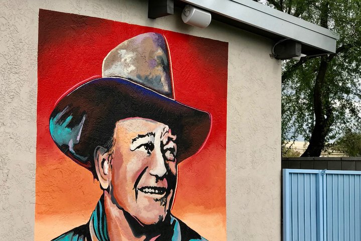 Hotel McCoy Tucson - Art Coffee, Beer, Wine