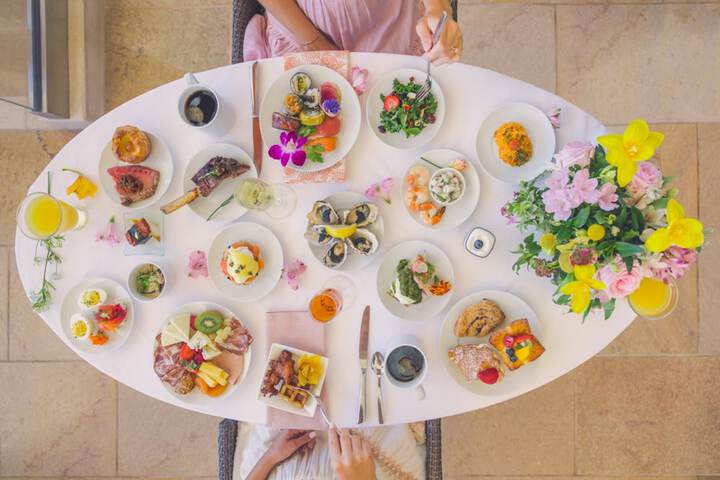 Breakfast/Coffee Service 122 of 164