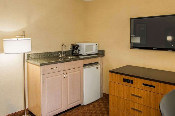 Quality Inn Franklin I-65