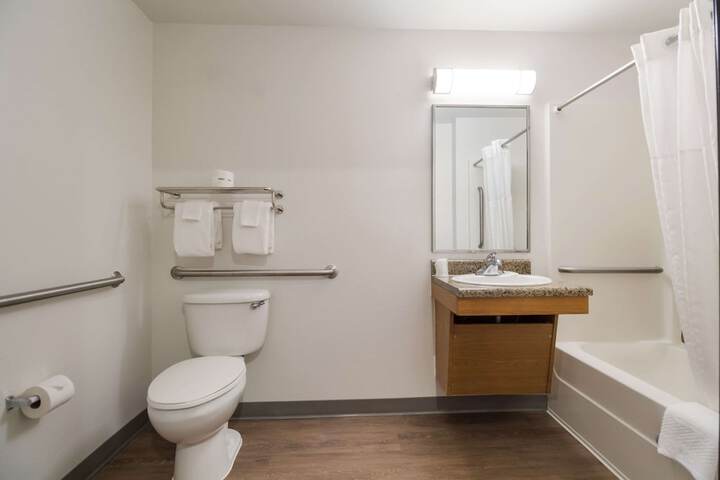 WoodSpring Suites Houston I-45 Airtex