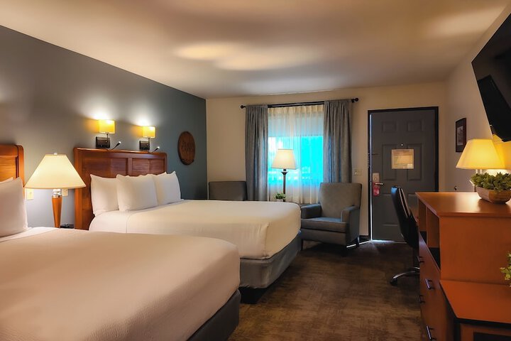 Adelaide Inn