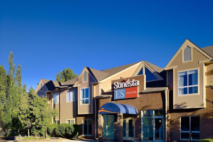 Hotel 1 of 28