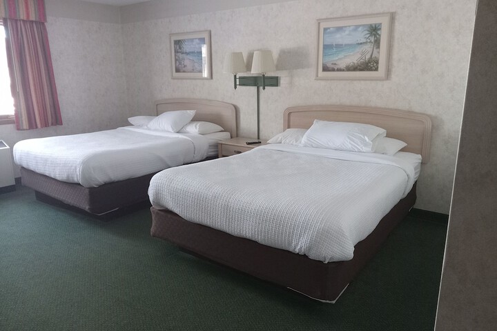 Room 9 of 13