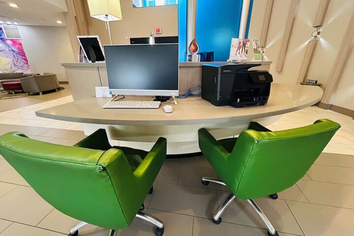 Holiday Inn Express & Suites Shippensburg by IHG