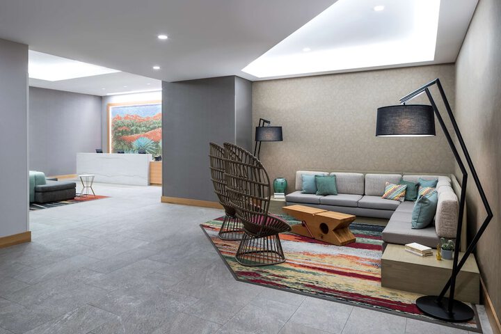 Hyatt Place Tempe / Phoenix / University