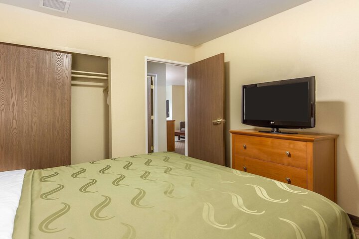 Room 11 of 45