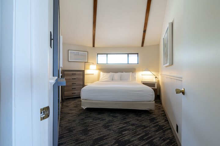 Room 114 of 312
