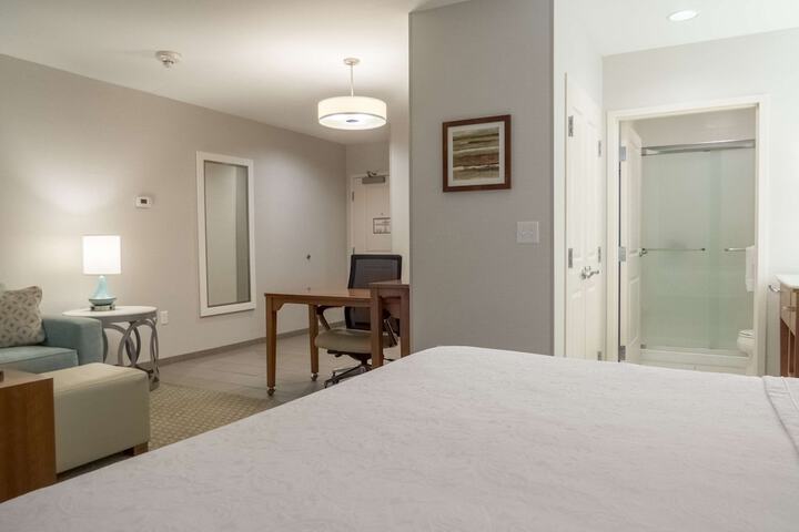 Room 17 of 26