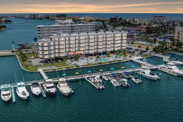 FUSION Resort Waterfront Suites