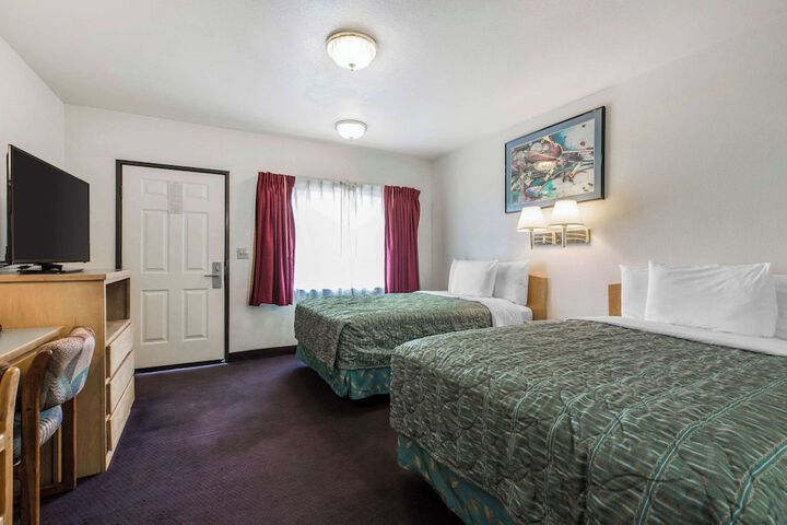 Rodeway Inn Beaumont 1-10