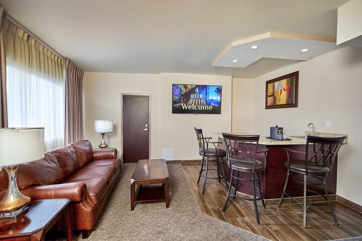 Room 9 of 41