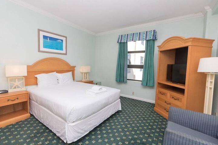 Room 13 of 24