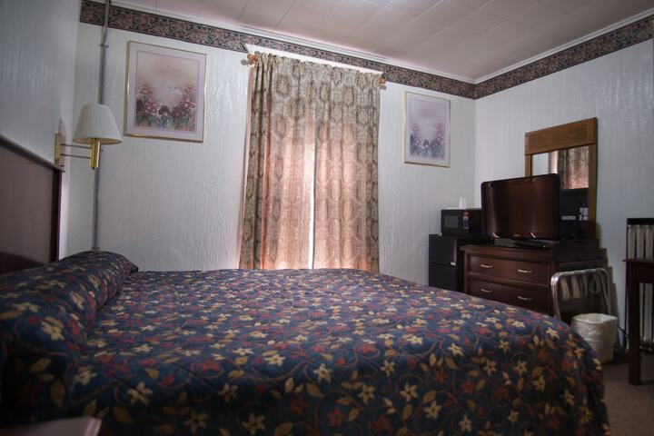 Rosemount Motel